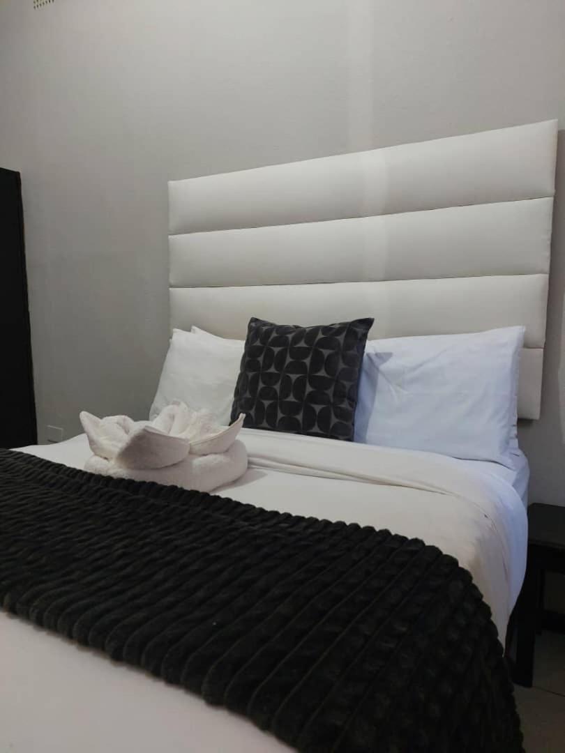 Ethithiya Boutique Guesthouse Windhoek Luaran gambar